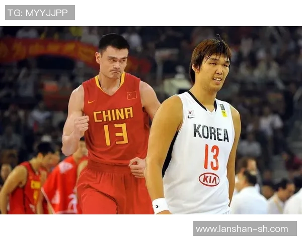 姚明与河升镇的巅峰对决：篮球场上的传奇较量与友谊的交融