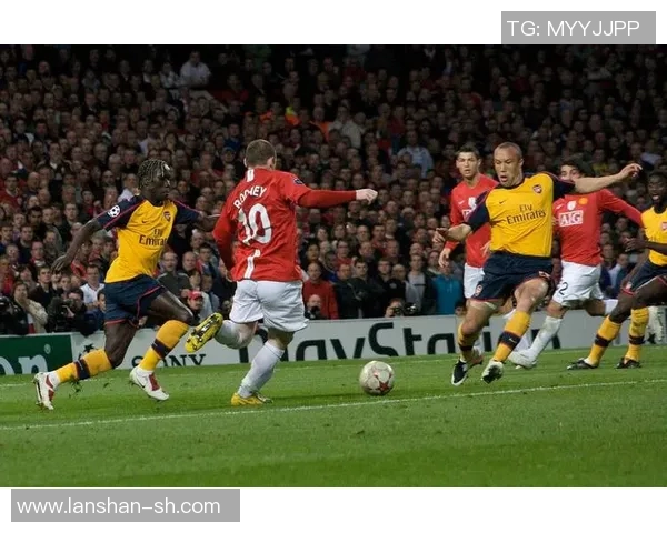 足球明星23号球衣风采全景展示及精彩瞬间回顾 足球明星23号球衣风采全景展示及精彩瞬间回顾