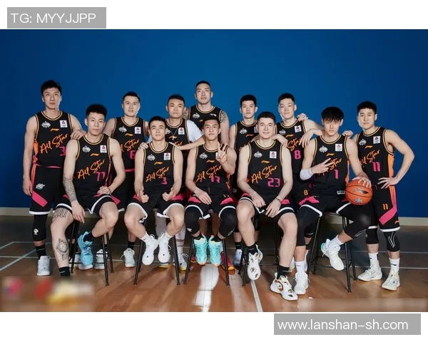 篮球全明星实战技巧解析与战术运用全面提升你的篮球水平与比赛表现