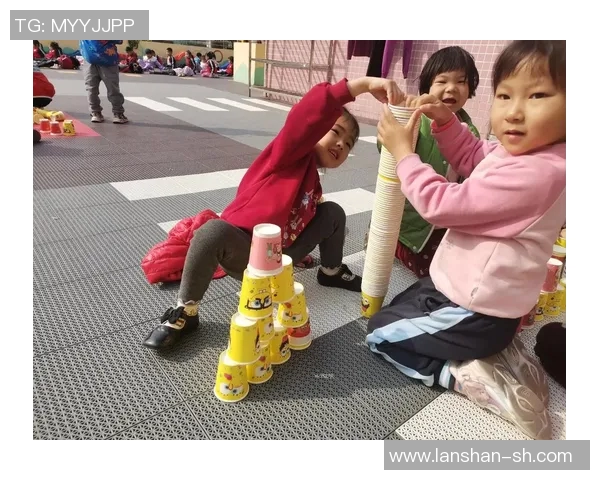 中班户外体育活动教案探索与实践提升幼儿身体素质与团队合作能力